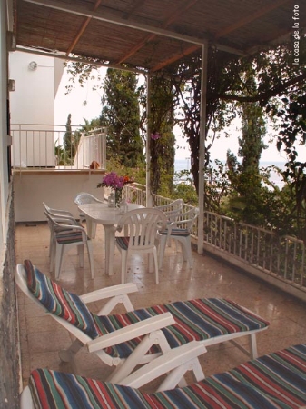 Terrassenbereich der Ferienanlage